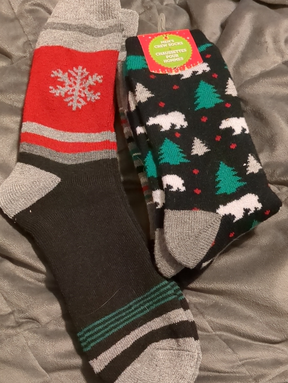 🎄Men's Holiday Crew Socks - Black, Red & Green
